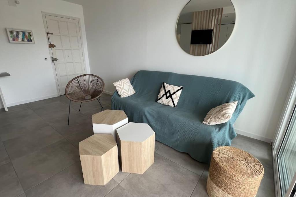 Apartamento Tres Habitaciones Con Vistas Al Mar En Roses Exterior foto