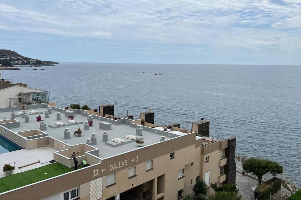 Apartamento Tres Habitaciones Con Vistas Al Mar En Roses Exterior foto